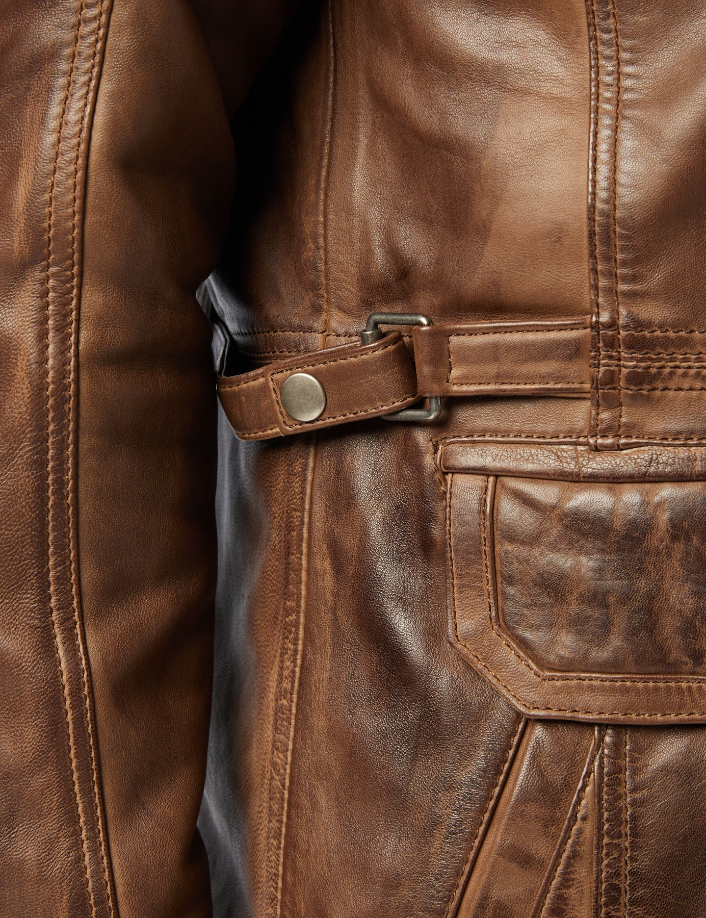UrbanEdge | Military Style Brown Leather Jacket - Classic Design